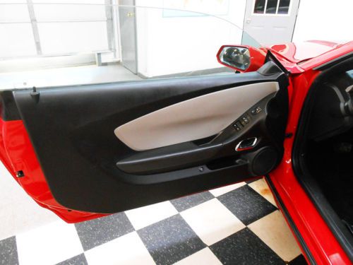 2012 Chevrolet Camaro 32k Miles! NO RESERVE Salvage Repairable Damaged Project, image 32