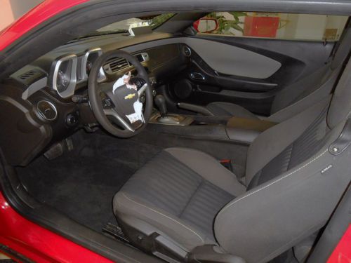 2012 Chevrolet Camaro 32k Miles! NO RESERVE Salvage Repairable Damaged Project, image 34