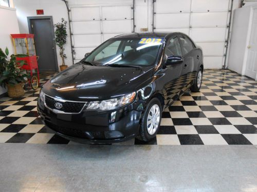 2012 kia forte ex 35k hail damage!!  no reserve salvage rebuildable repairable