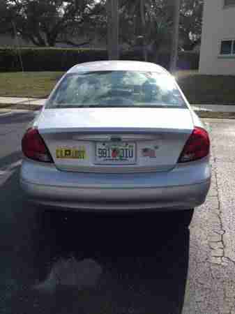 2001 Ford Taurus SE 4-Valve Sedan 4-Door 3.0L, Great Condition for Cheap Price!, image 2