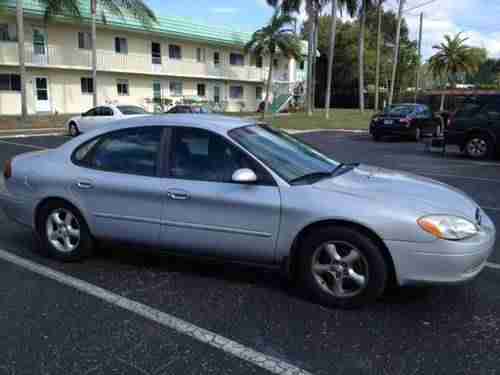2001 Ford Taurus SE 4-Valve Sedan 4-Door 3.0L, Great Condition for Cheap Price!, image 3