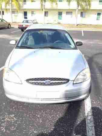 2001 Ford Taurus SE 4-Valve Sedan 4-Door 3.0L, Great Condition for Cheap Price!, image 5