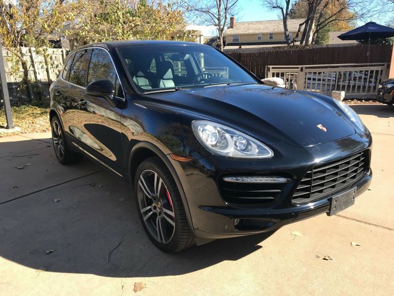 2011 porsche cayenne turbo