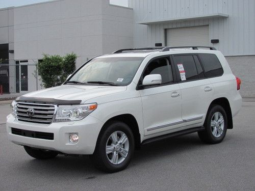 2013 toyota land cruiser base sport utility 4-door 5.7l