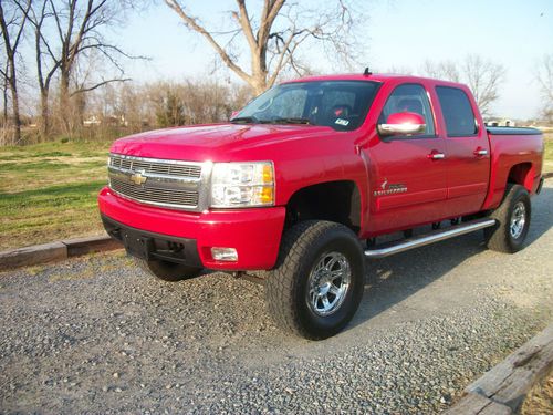 Lifted 2007 sterling edition z71 ltz