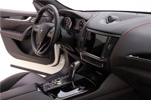 2022 maserati levante modena
