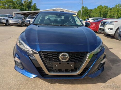 2021 nissan altima 2.0 sr