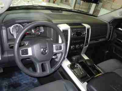 4X4 Crew Cab 5.7L Bucket Seats 4-Wheel Disc Brakes ABS Certified Wheel Tow Hitch, image 7