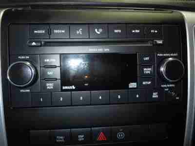 4X4 Crew Cab 5.7L Bucket Seats 4-Wheel Disc Brakes ABS Certified Wheel Tow Hitch, image 12