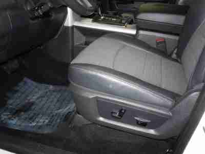 4X4 Crew Cab 5.7L Bucket Seats 4-Wheel Disc Brakes ABS Certified Wheel Tow Hitch, image 16