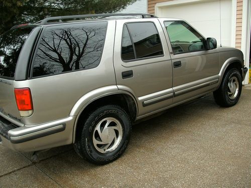 1999 chevrolet blazer base sport utility 4-door 4.3l