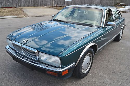 No reserve - '92 jaguar xj6 vanden plas sedan (xj40) - good average example.