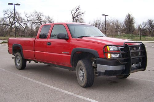 06 chevy silverado 2500 hd no reserve 4x4 wt ex cab pickup 4-door 6.0 work truck