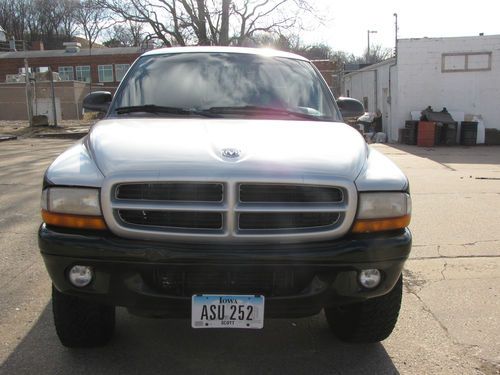 99 dodge dakota club cab 4x4 magnum v8 blk &amp; silvr lifted mid size pick up truck