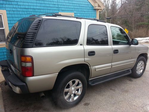 2000 chevrolet tahoe ls sport utility 4-door 5.3l