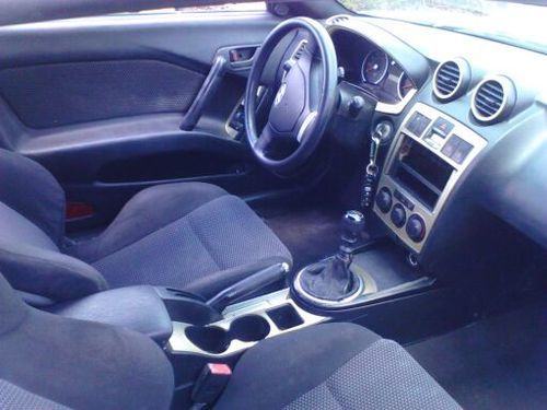 2003 hyundai tiburon gt/6 speed manuel/very quick/no reserve priced to sell fast