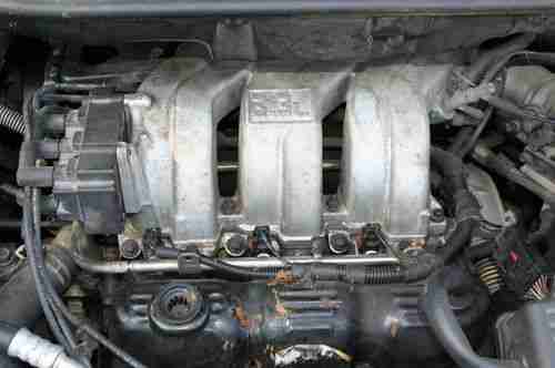 2000 Plymouth Grand Voyager SE, image 4