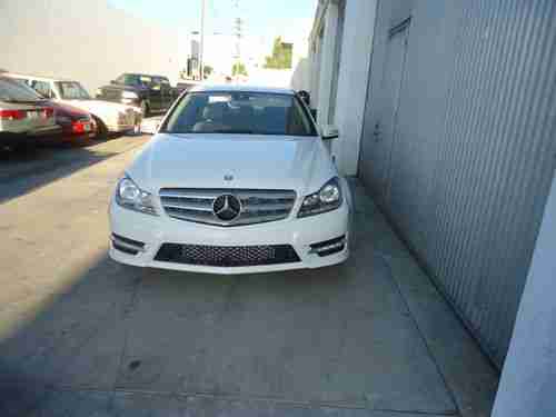 Mercedes Benz 2012 White C250 4 Door Luxury Sedan, US $19,900.00, image 3