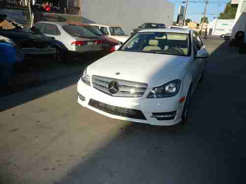 Mercedes Benz 2012 White C250 4 Door Luxury Sedan, US $19,900.00, image 6