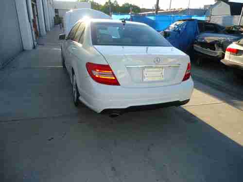 Mercedes Benz 2012 White C250 4 Door Luxury Sedan, US $19,900.00, image 9