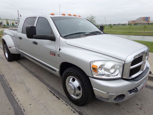 2007 dodge ram 3500 slt crew cab  standard transmission 93,000 miles very nice