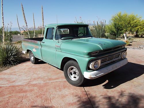 Classic 62 chevy c10 fleetside longbed pickup (original)