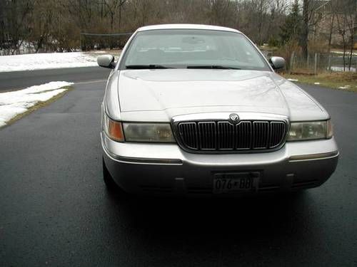 2001 mercury grand marquis ls sedan 4-door 4.6l great condition fantastic stereo