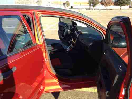 2008 Dodge Caliber SXT Hatchback 4-Door 1.8L NO RESERVE!!!, image 4