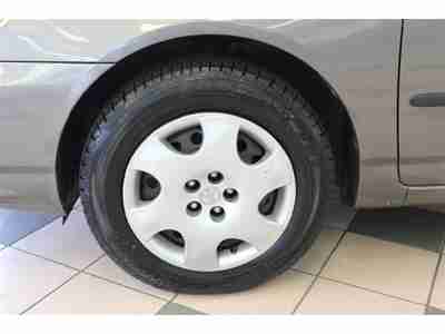 Automatic Power Options 1 Owner Clean Carfax No Accidents Low Reserve Smoke Free, image 12