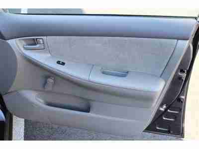 Automatic Power Options 1 Owner Clean Carfax No Accidents Low Reserve Smoke Free, image 18