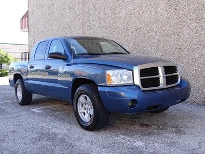 2006 dodge quad cab 4x4 very clean v8 2 owner clean carfax