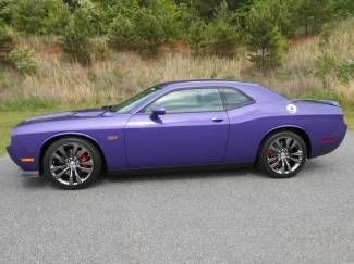 New 2013 dodge challenger srt-8 plum crazy! - free shipping or airfare