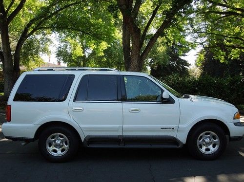 1999 lincoln navigator base sport utility 4-door 5.4l        no reserve