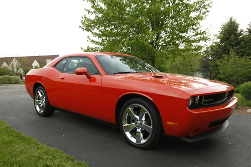 2009 challenger r/t hemi orange 7k lo miles mint