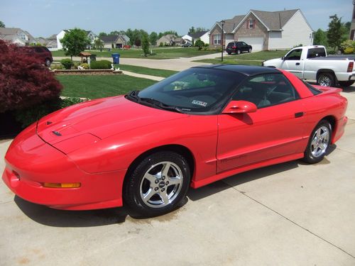 Pontiac trans am 1994 t-tops