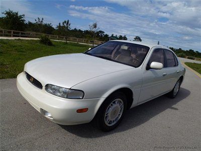 Florida 1997 j-30 one owner leather s/r carfax dealer serviced alloys 3.o v6 g/q