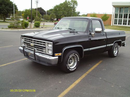 1986 chevy 1/2 ton short box silverado