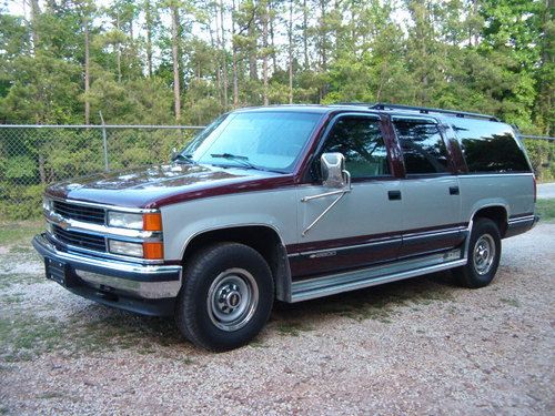 1995 chevrolet suburban 2500 2wd*454 big block*3rd seat*always garaged &amp; babied