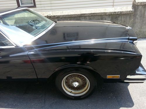 1980 Chevrolet Monte Carlo Landau Coupe 2-Door 3.8L, image 3
