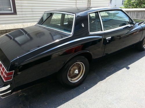 1980 Chevrolet Monte Carlo Landau Coupe 2-Door 3.8L, image 4
