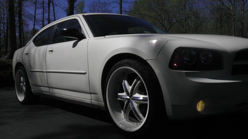 2009 dodge charger sxt, snow white, 96k, 3.5l v6