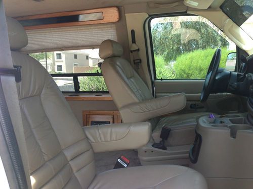 2005 Ford E 150 Handicapped/Wheelchair Van, US $17,000.00, image 2