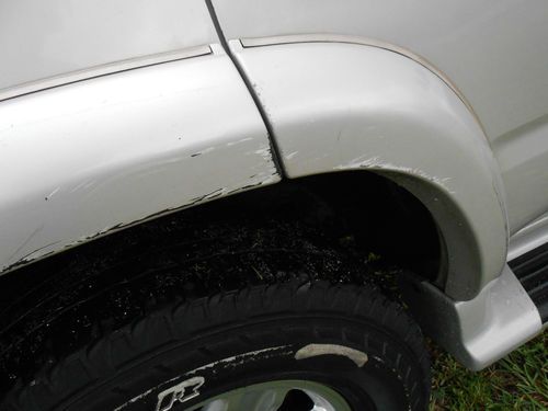 TOYOTA 4RUNNER SR5 4WD MOON-ROOF NO RESERVE, image 9