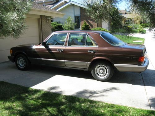 1985 Mercedes-Benz 380 SE Sedan, image 3