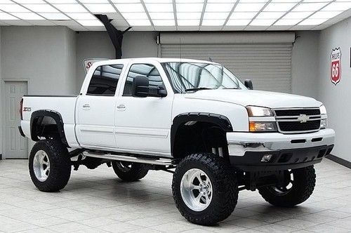 2006 chevy silverado 1500 4x4 lt1 lifted monster 20s crew cab l@@k