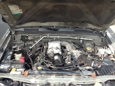 NO RESERVE SUPERCHARGED FRONTIER 4X4 WITH CARGO BEDLINER TOW HITCH, image 32