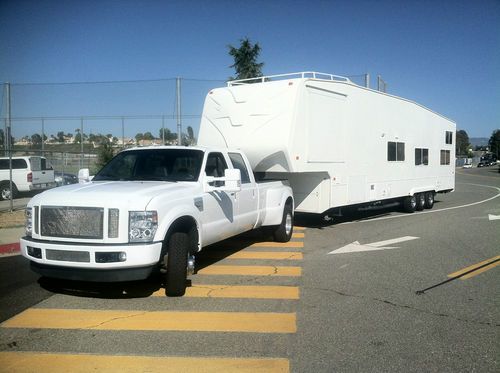 2008 ford f350 fx4 4x4 dually &amp; 2007 weekend warrior cr3905