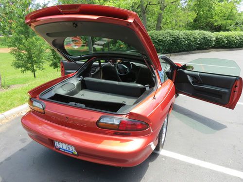 2002 SUNSET ORANGE (RARE) CHEVROLET CAMARO - 35th Anniversary - Clean, Great Cnd, image 7