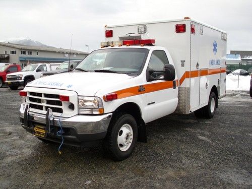 2002 ford f350 4x4 ambulance, 7.3 diesel, 22k orig. miles, mint condition