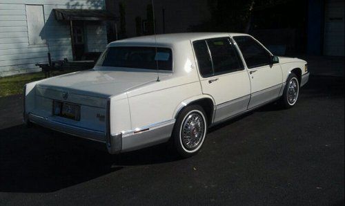 1989 cadillac sedan deville, 45,000 original miles